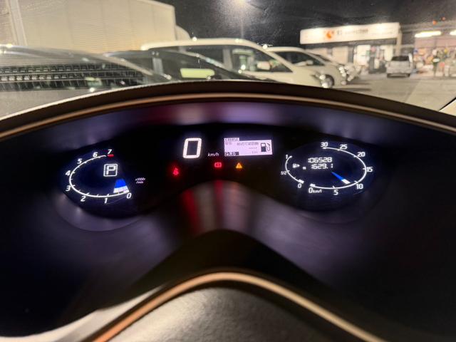 セレナ ハイウェイスター　Ｓ－ハイブリッド　両側電動スライドドア　プッシュスタート　スマートキー　ＥＴＣ　横滑り防止装置　バックカメラ　オートライト　アルミホイール（41枚目）