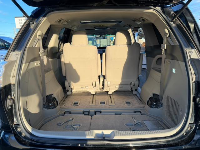 �R��ڃV�[�g�������Ɋi�[����ƃg�����N�����X�ɍL�����g�������܂���