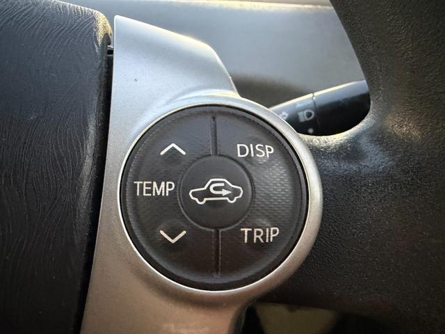 プリウスアルファ Ｓ　Ｌセレクション　純正ナビ　フルセグＴＶ　バックカメラ　ステアリングスイッチ　ＥＴＣ　社外１７インチナビ（31枚目）