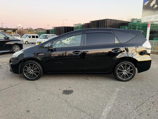 プリウスアルファ Ｓ　Ｌセレクション　純正ナビ　フルセグＴＶ　バックカメラ　ステアリングスイッチ　ＥＴＣ　社外１７インチナビ（50枚目）