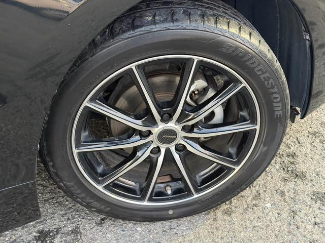 プリウスアルファ Ｓ　Ｌセレクション　純正ナビ　フルセグＴＶ　バックカメラ　ステアリングスイッチ　ＥＴＣ　社外１７インチナビ（61枚目）