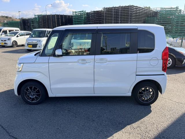 Ｎ－ＢＯＸ Ｇ・Ｌホンダセンシング　４ＷＤ　ホンダセンシング　電動スライドドア　バックカメラ　Ｂｌｕｅｔｏｏｔｈオーディオ　クルーズコントロール　シートヒーター　レーンキープアシスト　横滑り防止装置（9枚目）