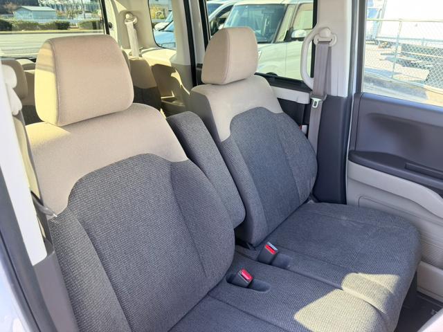 Ｎ－ＢＯＸ Ｇ・Ｌホンダセンシング　４ＷＤ　ホンダセンシング　電動スライドドア　バックカメラ　Ｂｌｕｅｔｏｏｔｈオーディオ　クルーズコントロール　シートヒーター　レーンキープアシスト　横滑り防止装置（11枚目）