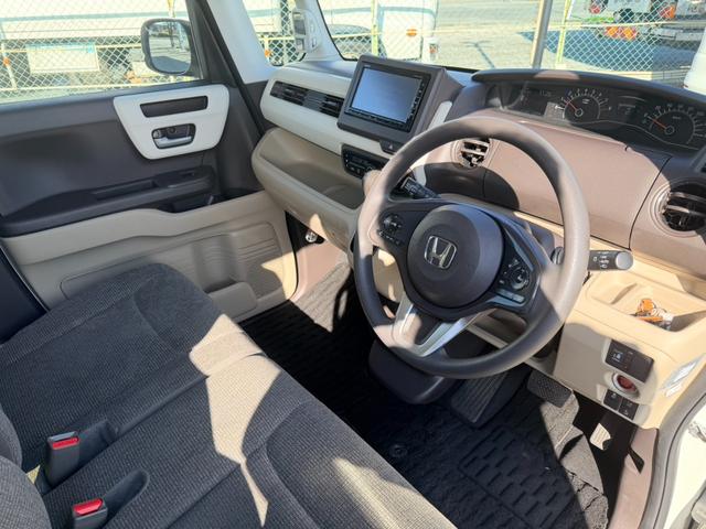 Ｎ－ＢＯＸ Ｇ・Ｌホンダセンシング　４ＷＤ　ホンダセンシング　電動スライドドア　バックカメラ　Ｂｌｕｅｔｏｏｔｈオーディオ　クルーズコントロール　シートヒーター　レーンキープアシスト　横滑り防止装置（12枚目）