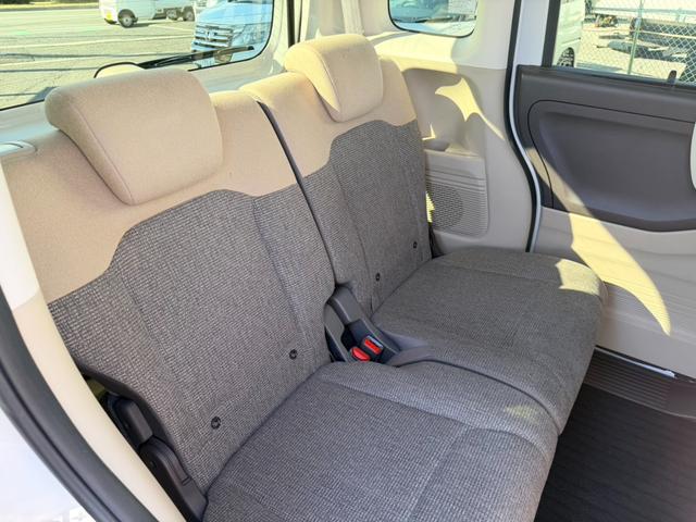 Ｎ－ＢＯＸ Ｇ・Ｌホンダセンシング　４ＷＤ　ホンダセンシング　電動スライドドア　バックカメラ　Ｂｌｕｅｔｏｏｔｈオーディオ　クルーズコントロール　シートヒーター　レーンキープアシスト　横滑り防止装置（13枚目）