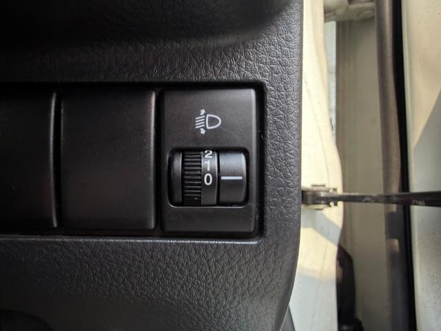 モコ Ｘ　ストラーダナビ　フルセグＴＶ　ＥＴＣ　パワーウィンドウ　ドライブレコーダ　スマートキー　プッシュスタート　レベライザー　電動格納ミラー　オートエアコン　純正ホイールキャップ（29枚目）