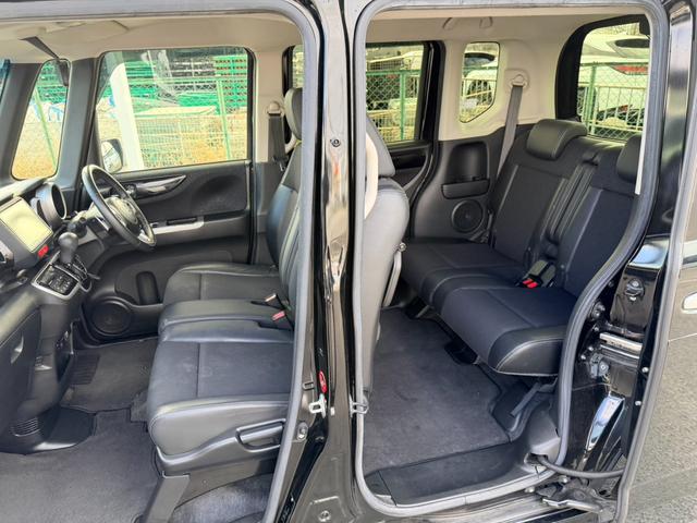 Ｎ－ＢＯＸカスタム Ｇ・ターボＬパッケージ　両側電動スライドドア　純正ナビ　バックカメラ　Ｂｌｕｅｔｏｏｔｈオーディオ　純正アルミホイール　横滑り防止装置　ハーフレザー　ＥＴＣ　クルーズコントロール（21枚目）