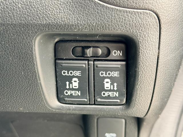 Ｎ－ＢＯＸカスタム Ｇ・ターボＬパッケージ　両側電動スライドドア　純正ナビ　バックカメラ　Ｂｌｕｅｔｏｏｔｈオーディオ　純正アルミホイール　横滑り防止装置　ハーフレザー　ＥＴＣ　クルーズコントロール（30枚目）