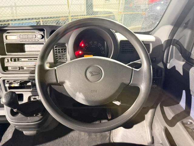 ハイゼットカーゴ クルーズ　ＭＴ　ＥＴＣ　純正カーステレオ（19枚目）