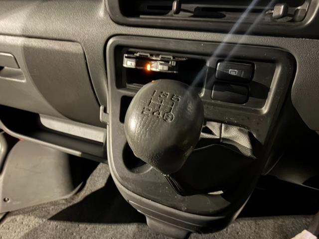 ハイゼットカーゴ クルーズ　ＭＴ　ＥＴＣ　純正カーステレオ（23枚目）