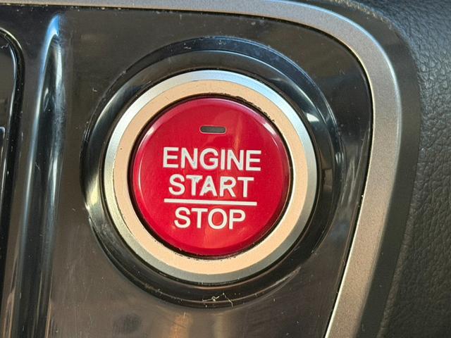 N-BOXカスタム 2トーンカラースタイル G・ターボLパッケージ ツートンカラー 両側電動スライドドア 純正15インチアルミホイール ETC 地デジTV ハーフレザー クルーズコントロール(30枚目)