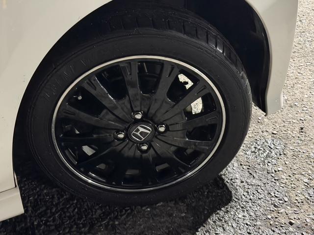 N-BOXカスタム 2トーンカラースタイル G・ターボLパッケージ ツートンカラー 両側電動スライドドア 純正15インチアルミホイール ETC 地デジTV ハーフレザー クルーズコントロール(70枚目)