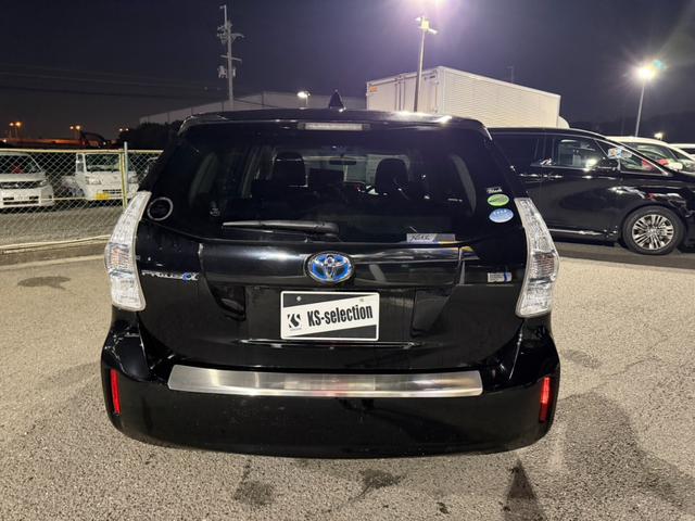 プリウスアルファ Ｓ　チューン　ブラック　純正ナビ　フルセグＴＶ　バックカメラ　ステアリングスイッチ　ＥＴＣ　社外１７インチアルミホイール（9枚目）