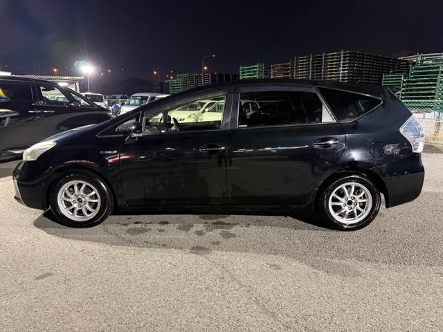 プリウスアルファ Ｓ　チューン　ブラック　純正ナビ　フルセグＴＶ　バックカメラ　ステアリングスイッチ　ＥＴＣ　社外１７インチアルミホイール（53枚目）