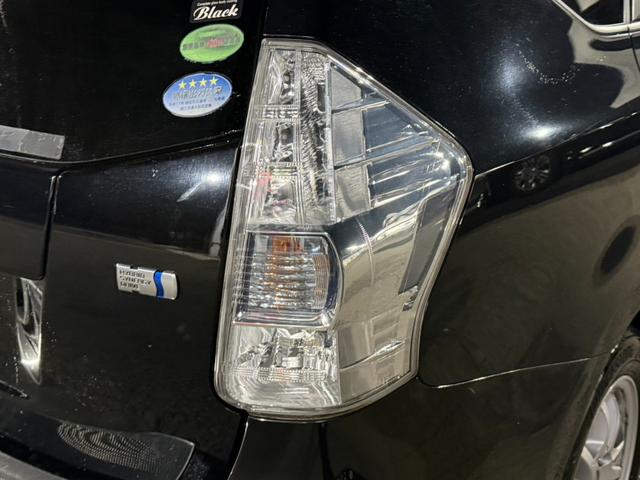 プリウスアルファ Ｓ　チューン　ブラック　純正ナビ　フルセグＴＶ　バックカメラ　ステアリングスイッチ　ＥＴＣ　社外１７インチアルミホイール（66枚目）