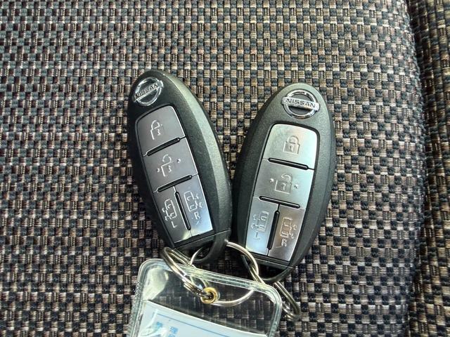 セレナ ハイウェイスター　Ｓ－ハイブリッド　両側電動スライドドア　社外ナビ　フルセグＴＶ　バックカメラ　Ｂｌｕｅｔｏｏｔｈオーディオ　クルーズコントロール　オートライト　スマートキー　レーンキープアシスト　純正アルミホイール　ＥＴＣ（43枚目）