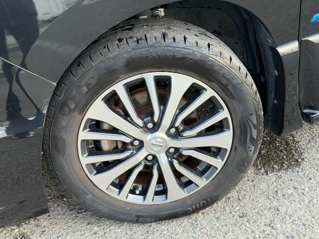 セレナ ハイウェイスター　Ｓ－ハイブリッド　両側電動スライドドア　社外ナビ　フルセグＴＶ　バックカメラ　Ｂｌｕｅｔｏｏｔｈオーディオ　クルーズコントロール　オートライト　スマートキー　レーンキープアシスト　純正アルミホイール　ＥＴＣ（72枚目）