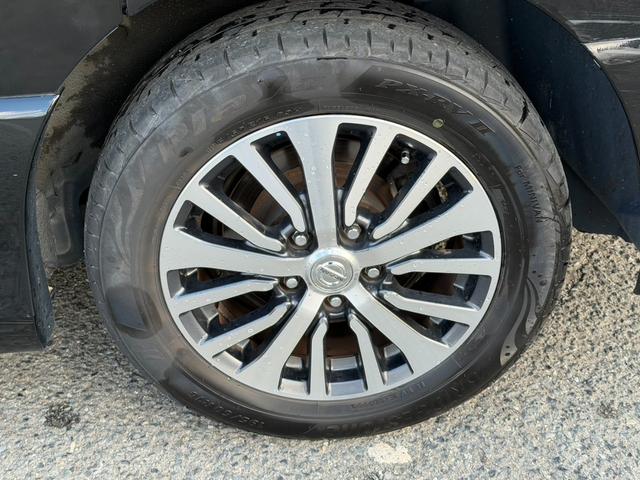 セレナ ハイウェイスター　Ｓ－ハイブリッド　両側電動スライドドア　社外ナビ　フルセグＴＶ　バックカメラ　Ｂｌｕｅｔｏｏｔｈオーディオ　クルーズコントロール　オートライト　スマートキー　レーンキープアシスト　純正アルミホイール　ＥＴＣ（73枚目）