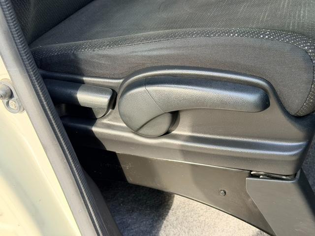 Ｎ－ＢＯＸ Ｇ・Ｌパッケージ　純正ナビ　バックカメラ　ＥＴＣ　衝突軽減ブレーキ　スマートキー　電動スライドドア　パワーウィンドウ　横滑り防止　ＥＣＯＮモード　オートエアコン（45枚目）