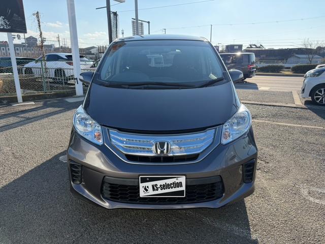 フリードハイブリッド ジャストセレクション＋　Ｂｌｕｅｔｏｏｔｈ　両側電動スライドドア　バックカメラ　ビルドインＥＴＣ　スマートキー　ステアリングスイッチ　クルーズコントロール　ＥＣＯＮ　横滑り防止装置　電格ミラー　ドライブレコーダー（5枚目）