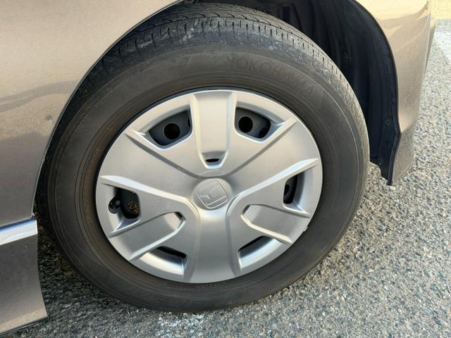 フリードハイブリッド ジャストセレクション＋　Ｂｌｕｅｔｏｏｔｈ　両側電動スライドドア　バックカメラ　ビルドインＥＴＣ　スマートキー　ステアリングスイッチ　クルーズコントロール　ＥＣＯＮ　横滑り防止装置　電格ミラー　ドライブレコーダー（68枚目）