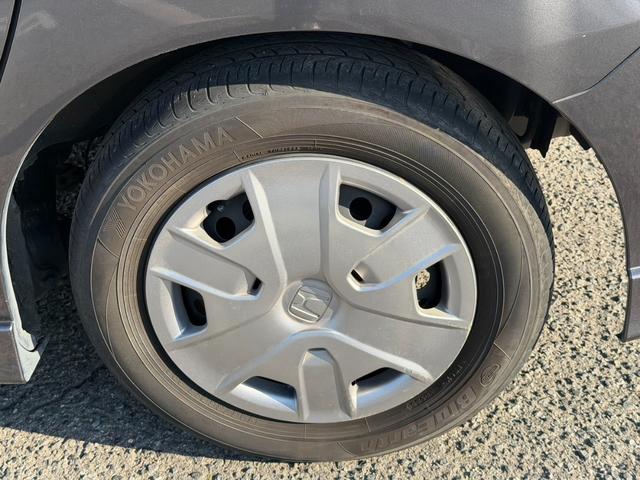 フリードハイブリッド ジャストセレクション＋　Ｂｌｕｅｔｏｏｔｈ　両側電動スライドドア　バックカメラ　ビルドインＥＴＣ　スマートキー　ステアリングスイッチ　クルーズコントロール　ＥＣＯＮ　横滑り防止装置　電格ミラー　ドライブレコーダー（72枚目）