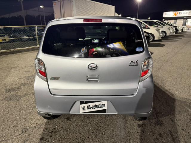 ミライース Ｘ　ＳＡ　地デジナビ　衝突軽減ブレーキ　キーレスキー　アイドリングストップ　レベライザー　パワーウィンドウ　純正アルミホイール（8枚目）