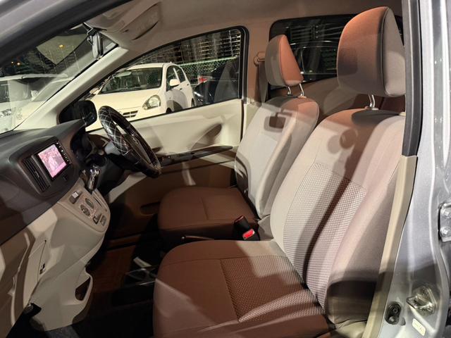 ミライース Ｘ　ＳＡ　地デジナビ　衝突軽減ブレーキ　キーレスキー　アイドリングストップ　レベライザー　パワーウィンドウ　純正アルミホイール（16枚目）