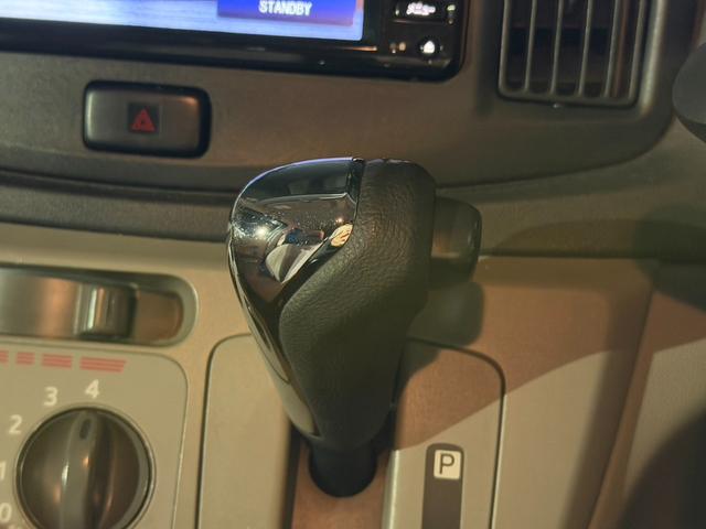 ミライース Ｘ　ＳＡ　地デジナビ　衝突軽減ブレーキ　キーレスキー　アイドリングストップ　レベライザー　パワーウィンドウ　純正アルミホイール（24枚目）