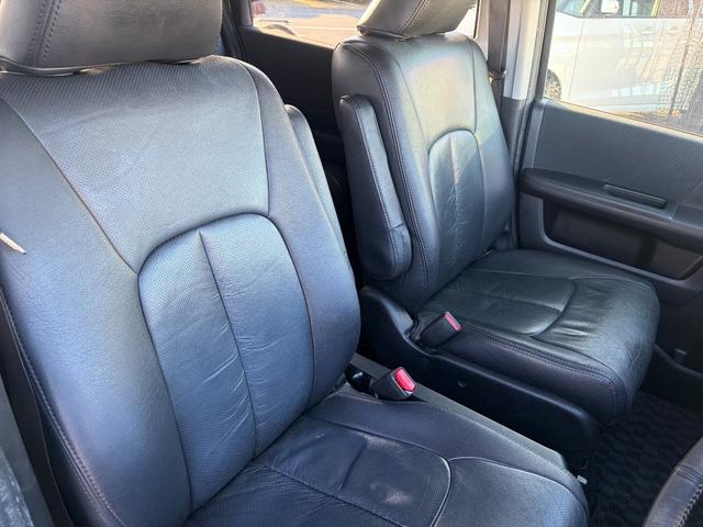 ステップワゴンスパーダ Ｚ　クールスピリット　両側電動スライドドア　バックカメラ　ＥＴＣ　ＭＴモード　クルーズコントロール　オートライト　Ｂｌｕｅｔｏｏｔｈ　スマートキー　電動格納ミラー　パワーウィンドウ　純正アルミホイール　フロントフォグランプ（12枚目）