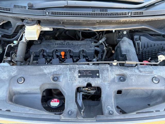 ステップワゴンスパーダ Ｚ　クールスピリット　両側電動スライドドア　バックカメラ　ＥＴＣ　ＭＴモード　クルーズコントロール　オートライト　Ｂｌｕｅｔｏｏｔｈ　スマートキー　電動格納ミラー　パワーウィンドウ　純正アルミホイール　フロントフォグランプ（68枚目）