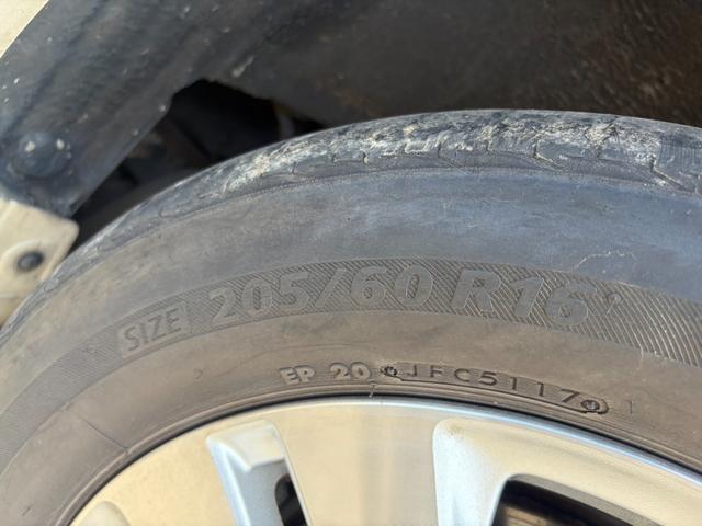 ステップワゴンスパーダ クールスピリット　両側電動スライドドア　フリップダウンモニター　コンフォートビュー　純正ナビ　Ｂｌｕｅｔｏｏｔｈ　ＥＴＣ　オートライト　パドルシフト　フロントフォグランプ　パワーウィンドウ　純正アルミホイール（68枚目）