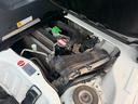 エンジンルームもご確認下さいね♪経年劣化もあるのが中古車ですので、消耗など気になる事は何でもＬＩＮＥから多い合わせ頂ければ状況のご案内や交換のご案内もさせて頂いております☆