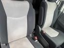 まずは運転席ですがゆったり広々空間で、視認性も操作性も良い１台です☆助手席は収納数も多く容量もしっかり確保されています！運転席、助手席共に綺麗に保たれています☆
