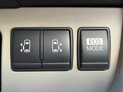 ���⤫��Ⳬ�ĳڡ���ξ¦��ư���饤�ɥɥ������å��Ĥ��Ƥޤ��� 6