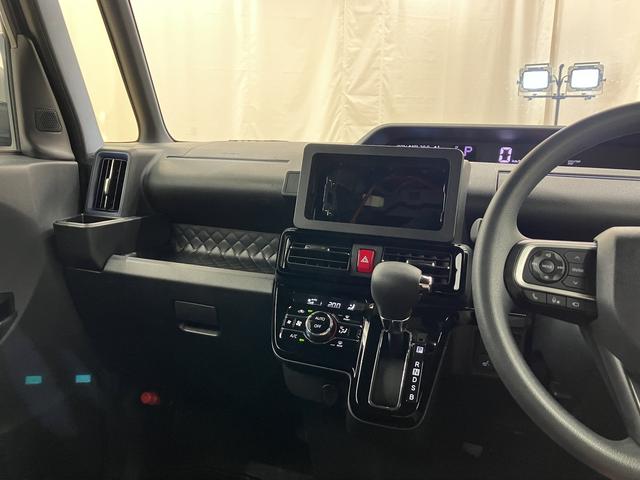 タント カスタムX 360°カメラ 衝突軽減ブレーキ 車線逸脱防止 アイドリングストップ機能 Bカメラ 盗難警報装置 LED ワンオーナー キーレスエントリー 前席シートヒーター オートLED 電動格納ミラー スマキー(17枚目)