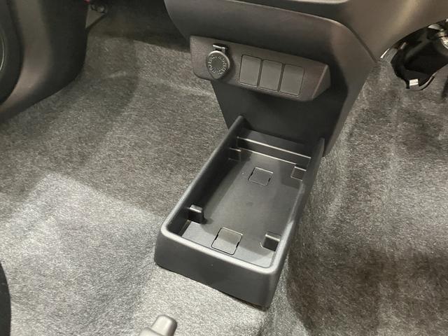 ミライース Ｌ　ＳＡＩＩＩ　アイドリングＳＴＯＰ　衝突防止　キ－レス　Ｗエアバッグ　横滑防止　レーンキープアシスト　オートハイビーム　運転席エアバック　ＡＢＳ　衝突安全ボディ　メンテナンスノート（22枚目）