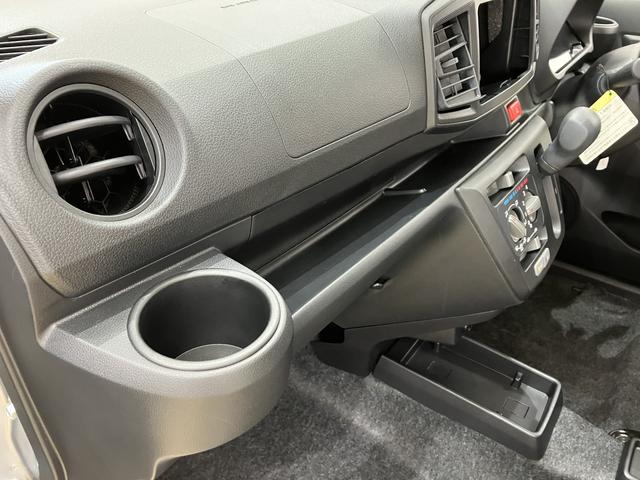 ミライース Ｌ　ＳＡＩＩＩ　アイドリングＳＴＯＰ　衝突防止　キ－レス　Ｗエアバッグ　横滑防止　レーンキープアシスト　オートハイビーム　運転席エアバック　ＡＢＳ　衝突安全ボディ　メンテナンスノート（25枚目）