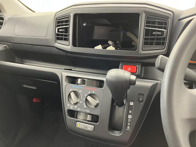 ミライース L SAIII アイドリングSTOP 衝突防止 キ-レス Wエアバッグ 横滑防止 レーンキープアシスト オートハイビーム 運転席エアバック ABS 衝突安全ボディ メンテナンスノート(15枚目)