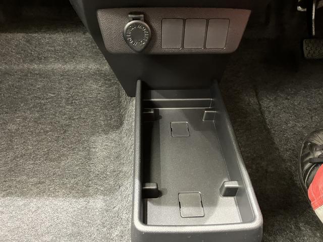 ミライース L SAIII アイドリングSTOP 衝突防止 キ-レス Wエアバッグ 横滑防止 レーンキープアシスト オートハイビーム 運転席エアバック ABS 衝突安全ボディ メンテナンスノート(21枚目)