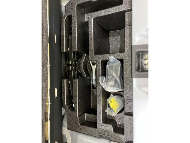 ミライース L SAIII アイドリングSTOP 衝突防止 キ-レス Wエアバッグ 横滑防止 レーンキープアシスト オートハイビーム 運転席エアバック ABS 衝突安全ボディ メンテナンスノート(36枚目)