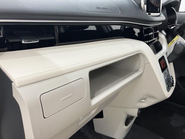 ムーヴ XリミテッドII SAIII /オーディオレス/キーフリー/ 電動格納式ドアミラー ハイビームアシスト アルミホイール オートライト スマートキー ベンチシート 衝突安全ボディ エアバック ABS ダブルエアバック アイドリングS ワイヤレスキー(26枚目)