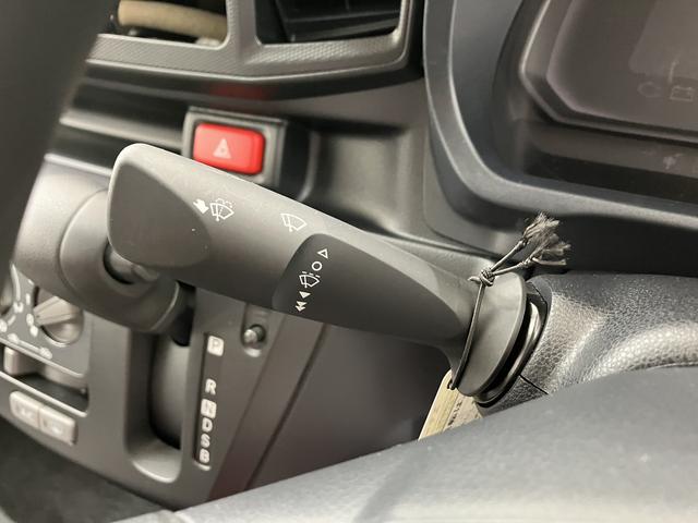 ミライース L SAIII /オーディオレス/キーレス/オートライト アイドリングSTOP 衝突防止 キ-レス Wエアバッグ 横滑防止 レーンキープアシスト オートハイビーム 運転席エアバック ABS オートライト メンテナンスノート(21枚目)