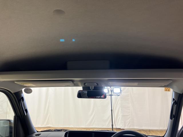 ハイゼットカーゴ クルーズ　／パートタイム４ＷＤ／キーフリー／オーディオレス　イモビライザー　レーンアシスト　オートマチックハイビーム　キーフリー　オートライト　Ａストップ　Ｗエアバック　４ＷＤ　スマートキー　記録簿　運転席エアバッグ　横滑り防止装置　ＡＢＳ　レーダーブレーキ（28枚目）