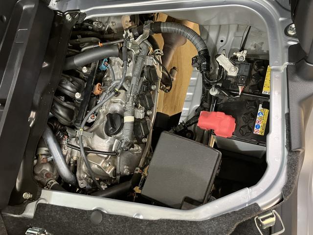 ハイゼットカーゴ クルーズ　／パートタイム４ＷＤ／キーフリー／オーディオレス　イモビライザー　レーンアシスト　オートマチックハイビーム　キーフリー　オートライト　Ａストップ　Ｗエアバック　４ＷＤ　スマートキー　記録簿　運転席エアバッグ　横滑り防止装置　ＡＢＳ　レーダーブレーキ（38枚目）