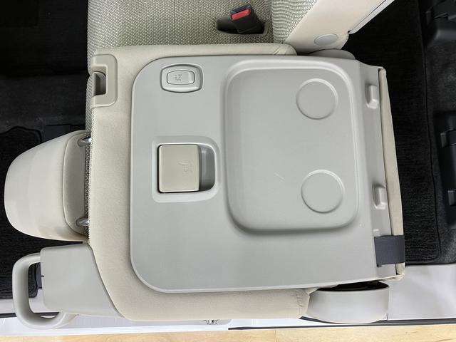 タント Ｘ　／４ＷＤ／オーディオレス／Ｂカメラ／両側スライド片側電動　アルミ　４ｗｄ　ワンオーナー車　キーレス　横滑り防止　バックカメラ　記録簿　電動格納ミラー　スマ－トキ－　オートライト　両側スライド片側電動ドア　ＡＢＳ　アイドリングストップ　エアバッグ　盗難防止装置（31枚目）