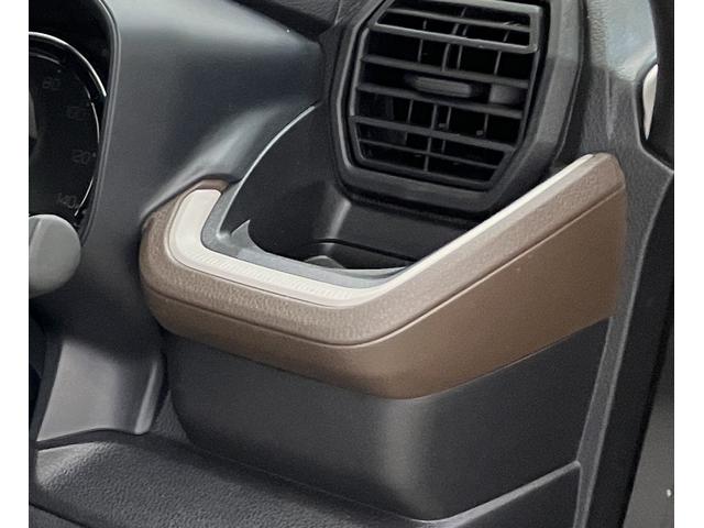 ムーヴ Ｌ　／オーディオレス／キーレスエントリー／両側スライドドア　両側スライドドア　オーディオレス　誤発進抑制装置　キーレスエントリー　衝突安全ボディ　アイドリングストップ　オートハイビーム　レーンアシスト（28枚目）