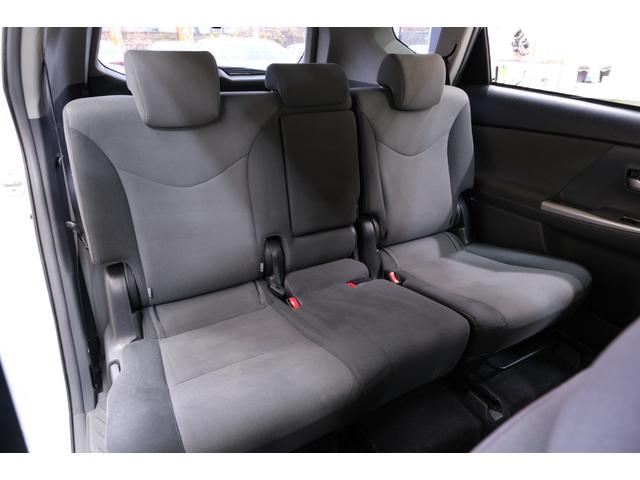 プリウスアルファ Ｓ　・前後ドライブレコーダー・純正１６インチホイール・７インチナビ・ＴＶ・バックカメラ・Ｂｌｕｅｔｏｏｔｈ・スマートキー・プッシュスタート・スペアキー（14枚目）