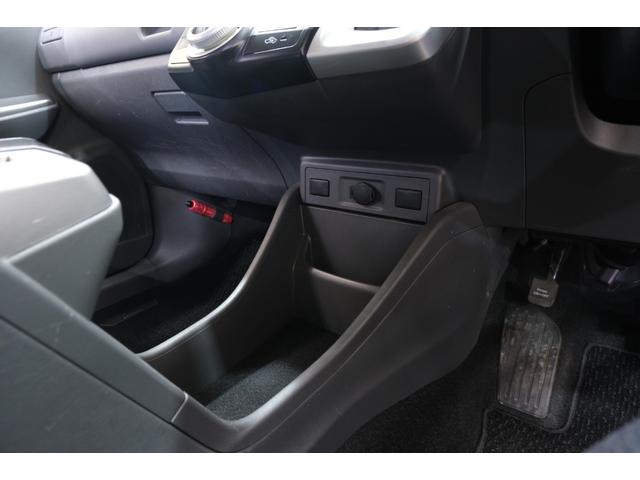 プリウスアルファ Ｓ　・前後ドライブレコーダー・純正１６インチホイール・７インチナビ・ＴＶ・バックカメラ・Ｂｌｕｅｔｏｏｔｈ・スマートキー・プッシュスタート・スペアキー（78枚目）