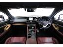 車内は隅々までスタッフがしっかりと清掃し、キレイな状態です!